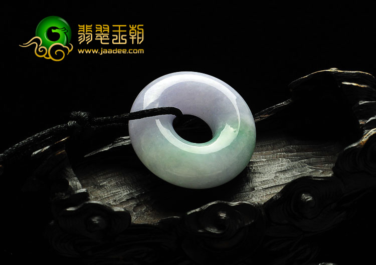 糯冰种淡春带彩缅甸翡翠A货平安环挂件