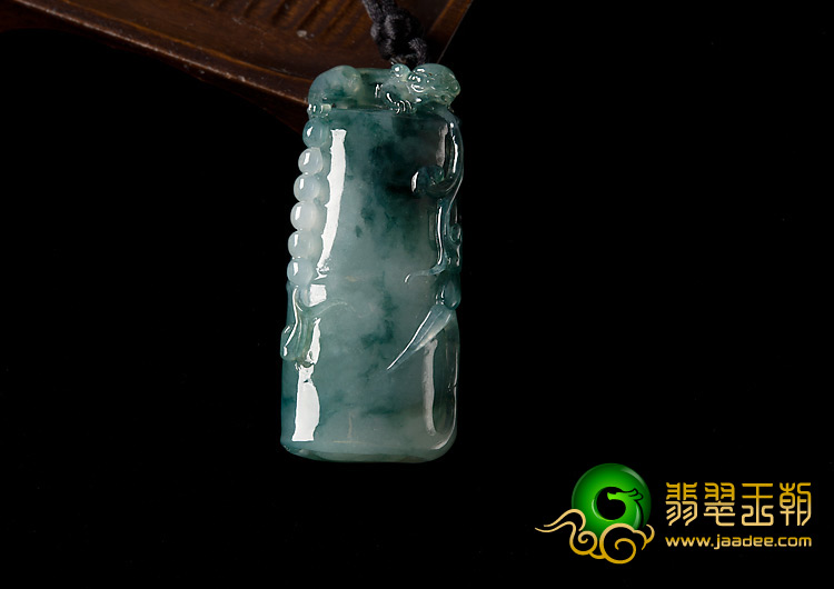 糯冰种飘花缅甸翡翠A货节节高挂件