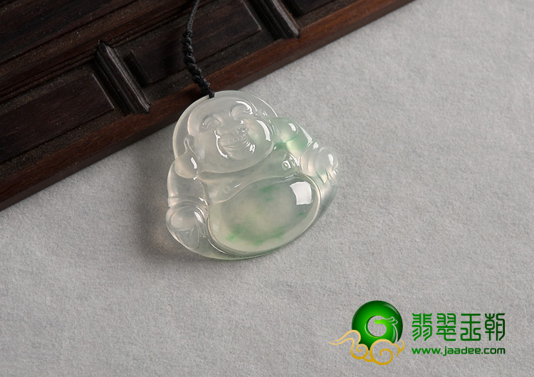 冰玻种飘翠缅甸翡翠A货玉佛挂件