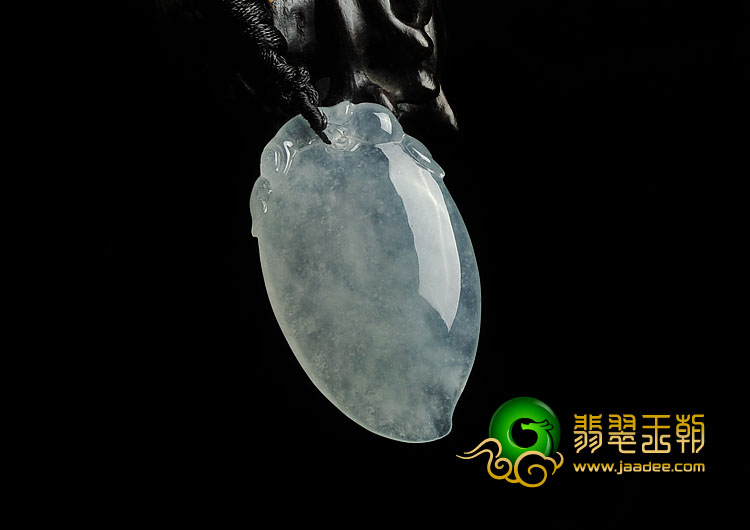 冰种淡晴水缅甸翡翠A货福瓜挂件