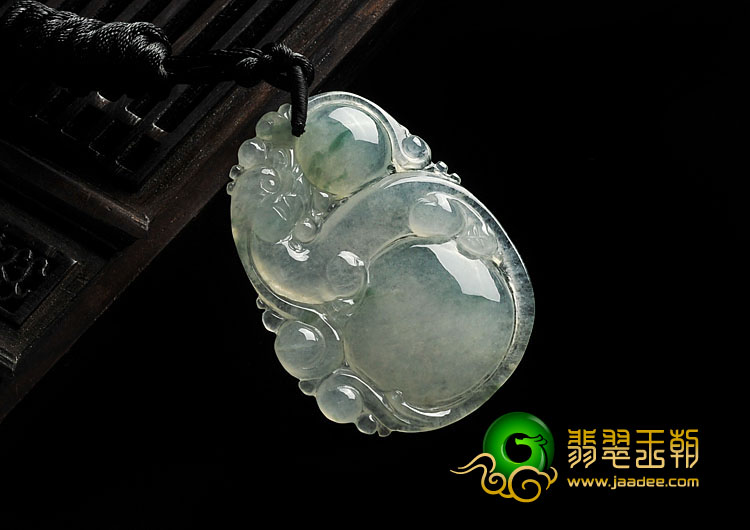 冰种飘花缅甸翡翠A货有求必应挂件