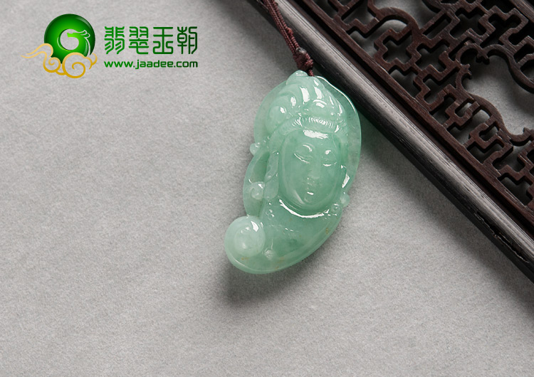 糯冰种淡绿缅甸翡翠A货观音头挂件
