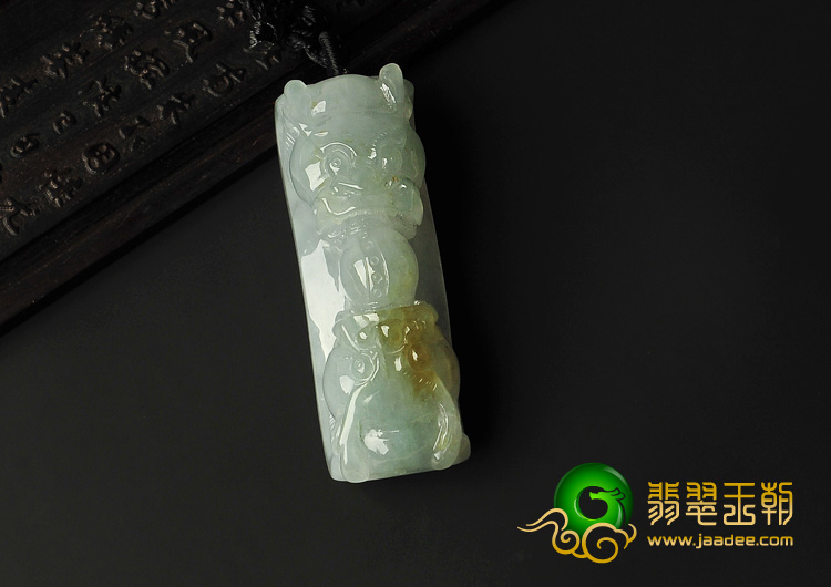 糯冰种晴水淡黄翡缅甸翡翠A货龙钩挂件