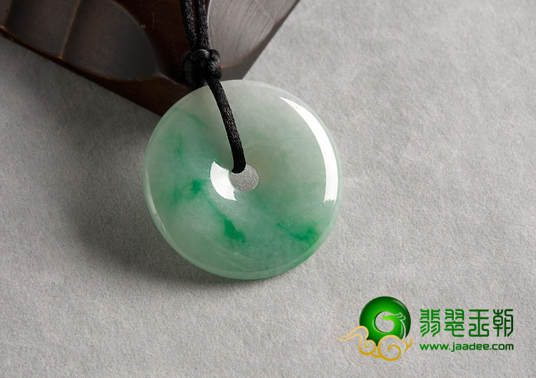 糯冰种飘翠缅甸翡翠A货平安扣挂件