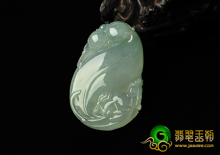 糯冰种晴水缅甸翡翠A货随形如意挂件