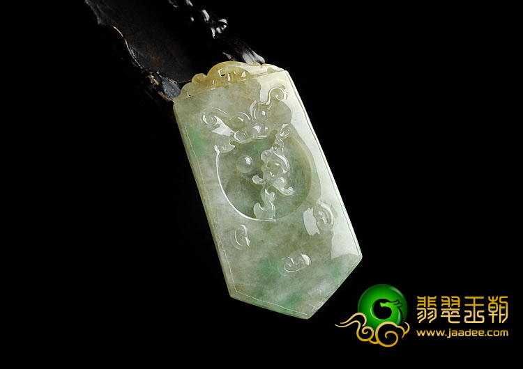 糯冰种黄加绿缅甸翡翠A货仿古兽头挂件