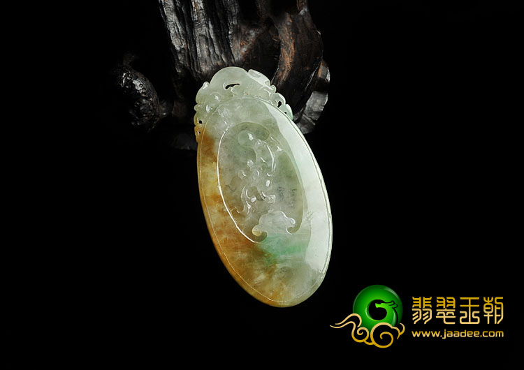 糯冰种黄加绿缅甸翡翠A货仿古龙牌挂件