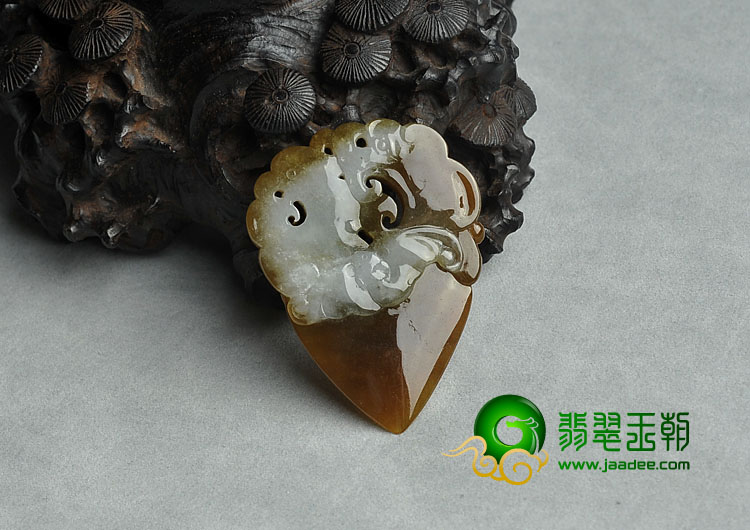 糯冰种褐黄翡缅甸翡翠A货仿古龙挂件
