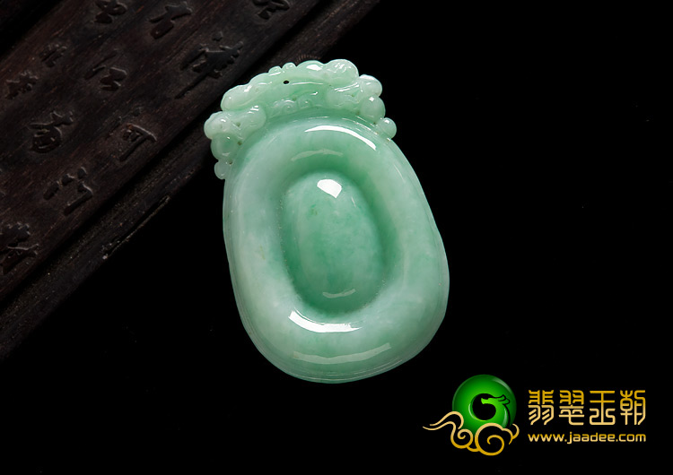 糯冰种豆色缅甸翡翠A货福在眼前挂件