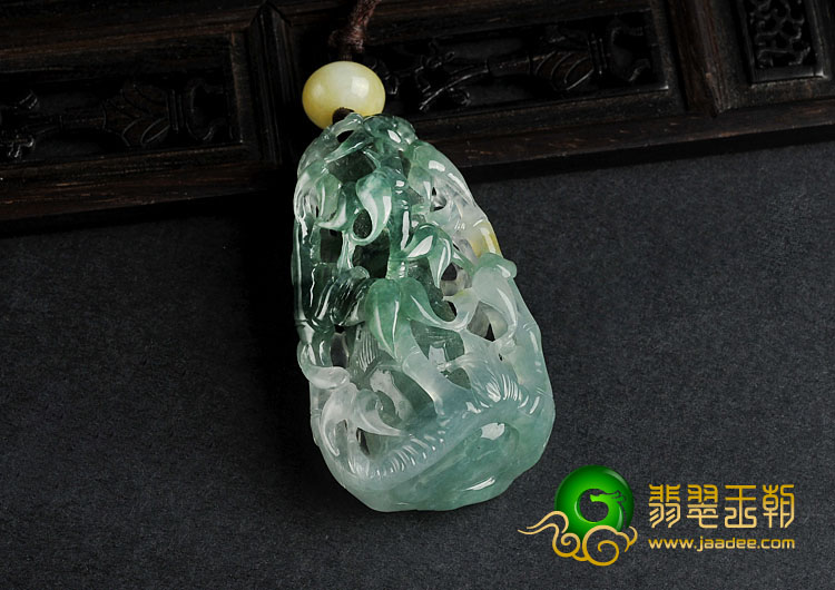 冰种飘花缅甸翡翠A货竹报平安挂件