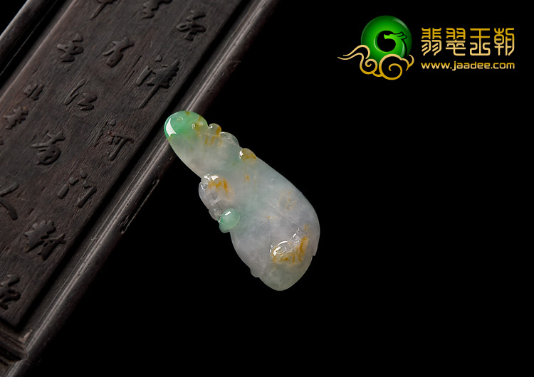糯冰种三彩缅甸翡翠A货玉兰花挂件