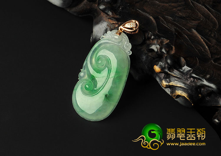 冰种飘翠缅甸翡翠A货镶玫瑰金扣如意挂件