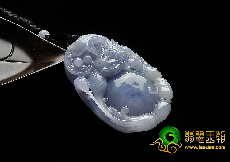 (超值推荐)糯冰种紫罗兰缅甸翡翠A货年年有余挂件