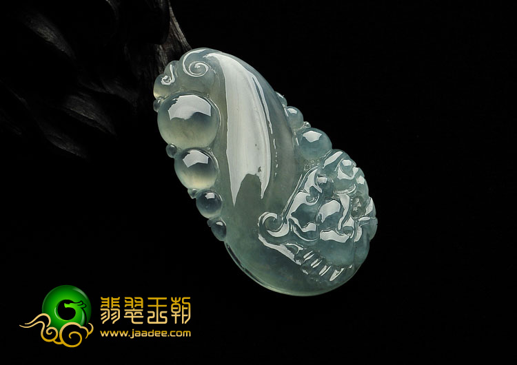 冰种晴水缅甸翡翠A货龙如意挂件