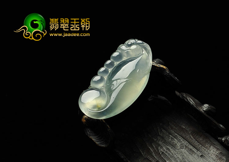 冰种晴水缅甸翡翠A货如意挂件