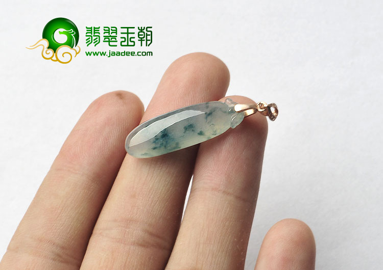 冰种飘花缅甸翡翠A货福瓜挂件