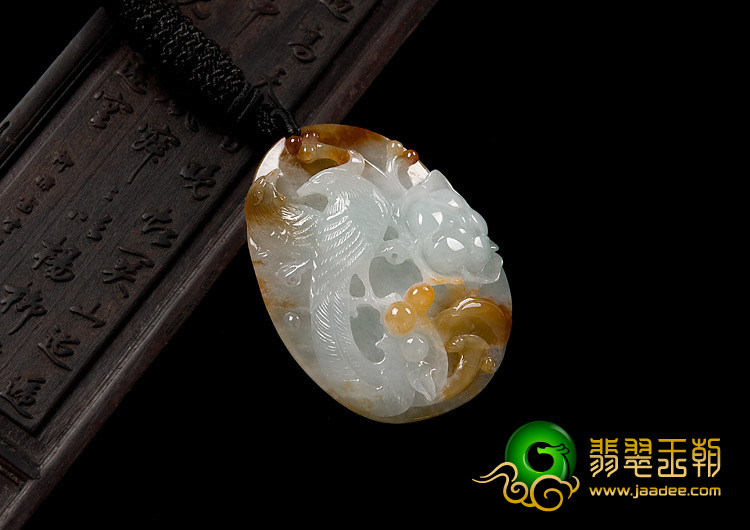 糯冰种褐黄翡缅甸翡翠A货喜上眉梢挂件