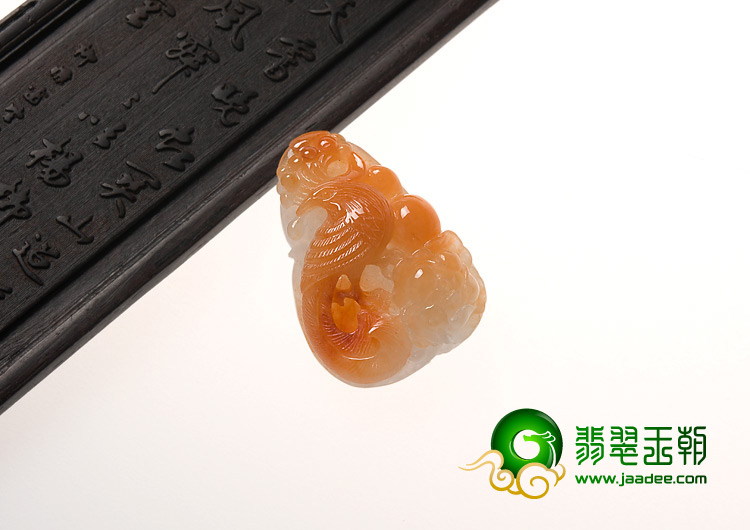 糯冰种红黄翡缅甸翡翠A货凤戏牡丹挂件