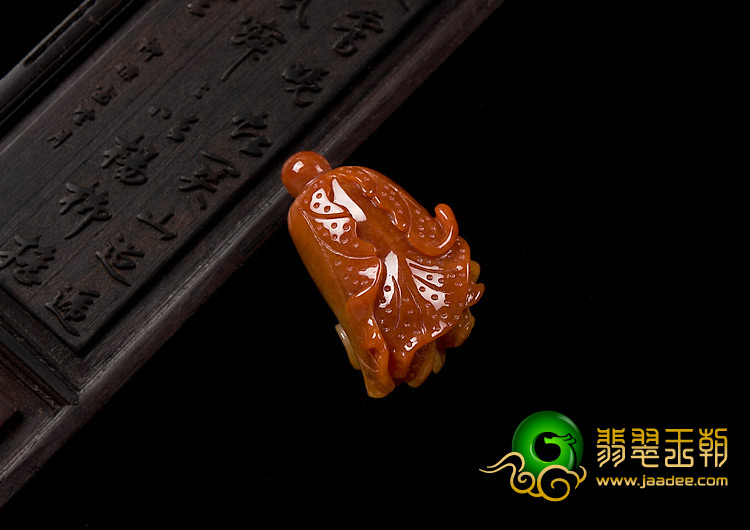 细糯种红黄翡缅甸翡翠A货白菜挂件