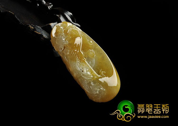 冰种黄翡缅甸翡翠A货凤戏牡丹挂件