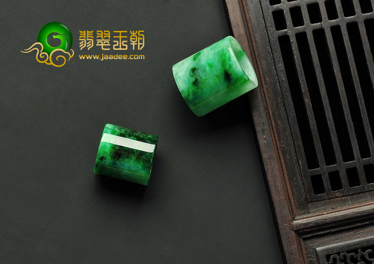 糯冰种癣加绿缅甸翡翠A货路路通挂件（单价）