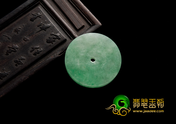 糯冰种翠色缅甸翡翠A货平安扣挂件