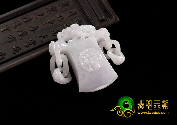 糯冰种淡晴水缅甸翡翠A货府中有福挂件
