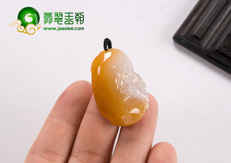 糯冰种黄翡缅甸翡翠A货如意挂件