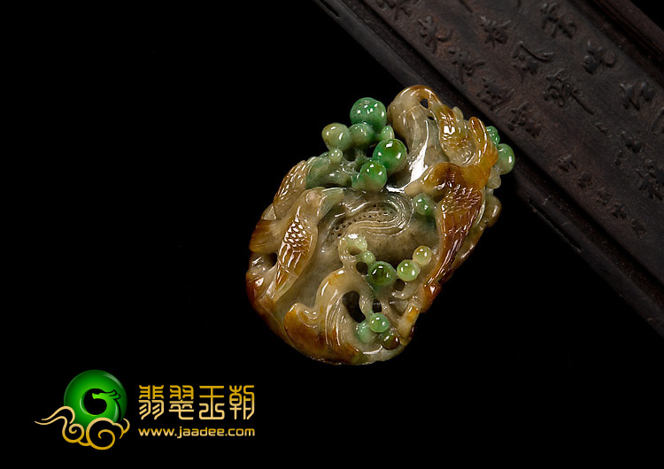 糯冰种黄加绿缅甸翡翠A货枯木逢春挂件