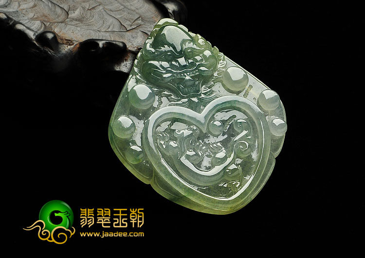 冰种黄翡飘花缅甸翡翠A货兽头挂件