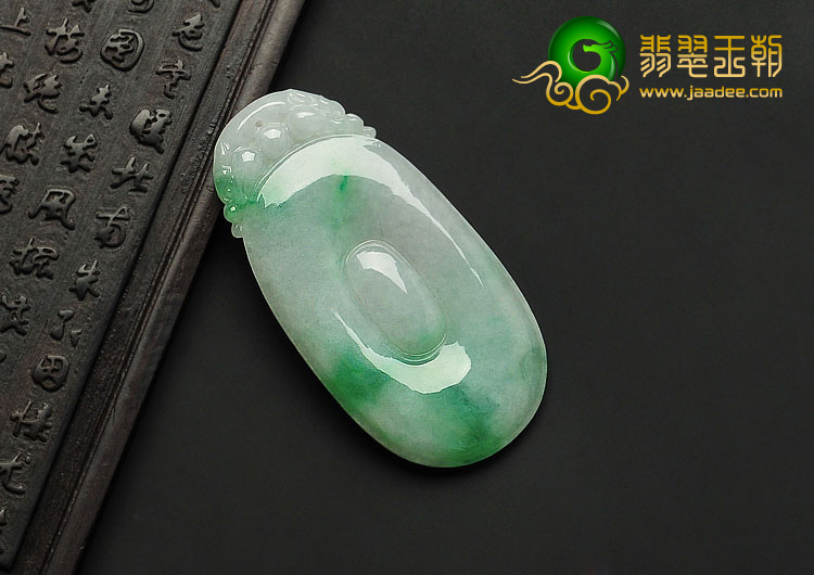 糯冰种飘翠缅甸翡翠A货福在眼前挂件