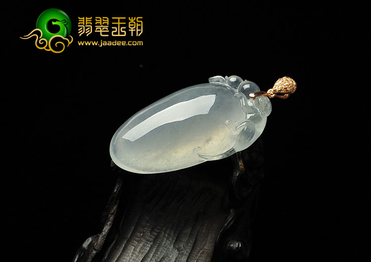 冰种晴水缅甸翡翠A货镶金扣福瓜挂件