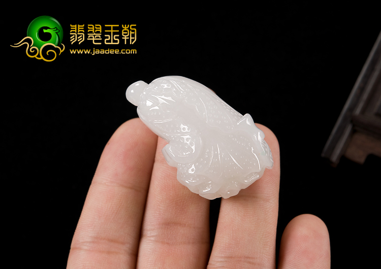 糯冰种缅甸翡翠A货白菜挂件