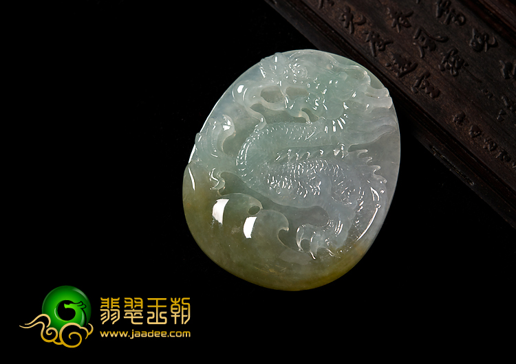 冰种黄加绿缅甸翡翠A货龙腾四海挂件