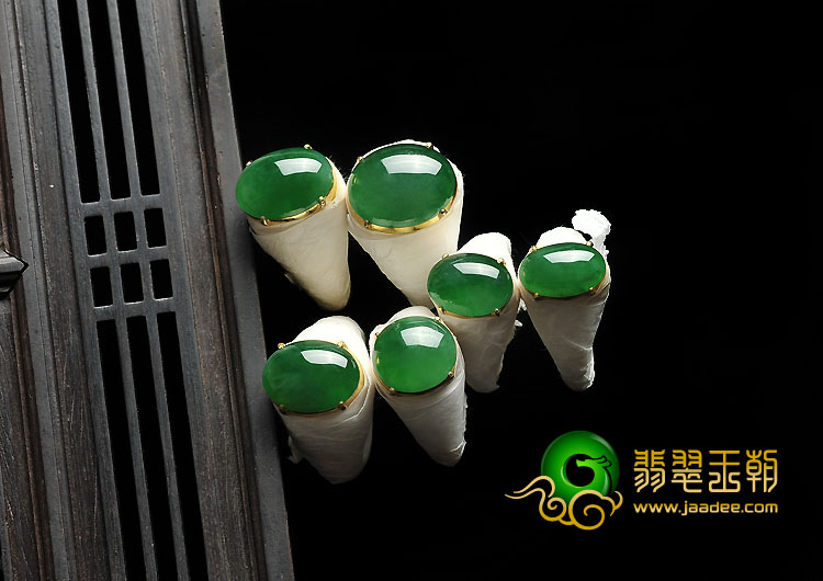 冰种菠菜绿缅甸翡翠A货戒面（一批走）