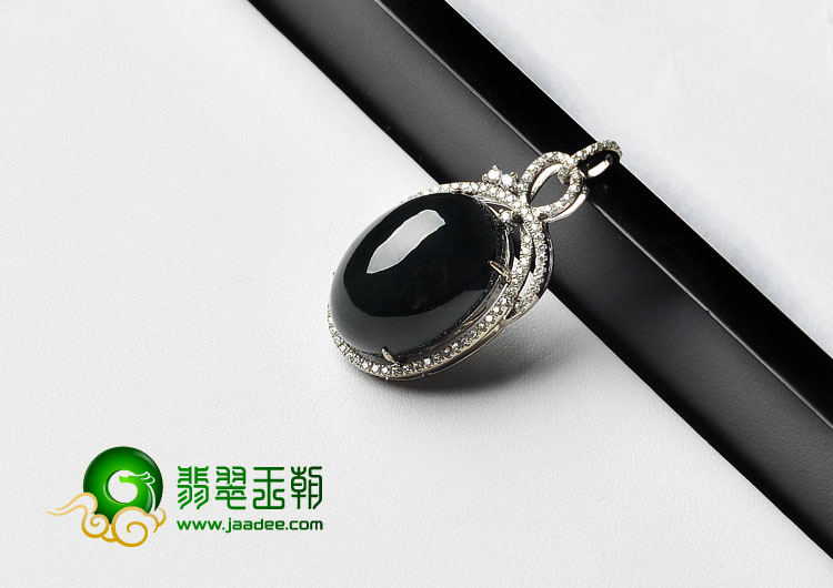 冰种墨翠缅甸翡翠A货镶银胸坠（水钻）