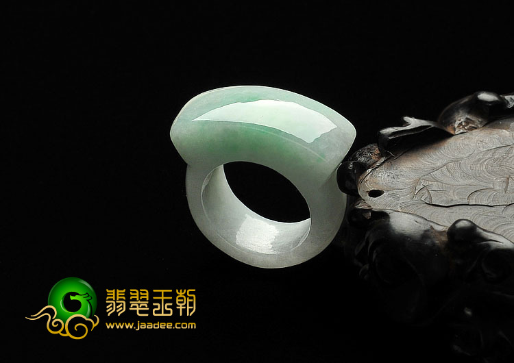 糯冰种飘翠缅甸翡翠A货马按戒