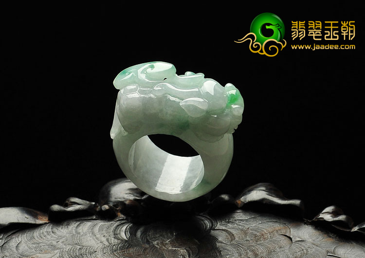 糯冰种飘翠缅甸翡翠A货指环