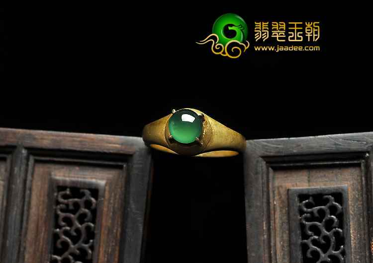 冰种菠菜绿缅甸翡翠A货戒面