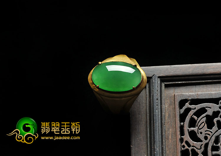 冰种正阳绿缅甸翡翠A货戒面