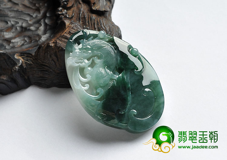 糯冰种油青缅甸翡翠A货龙凤呈祥挂件