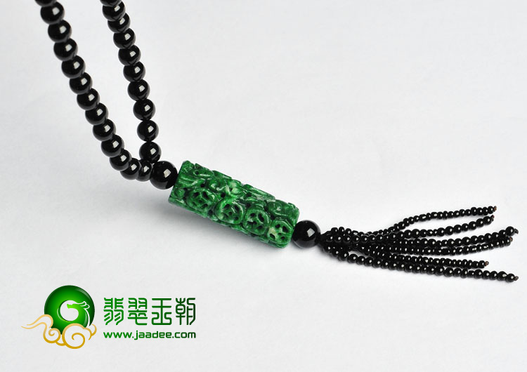 细糯种浓绿缅甸翡翠A货龙柱挂件