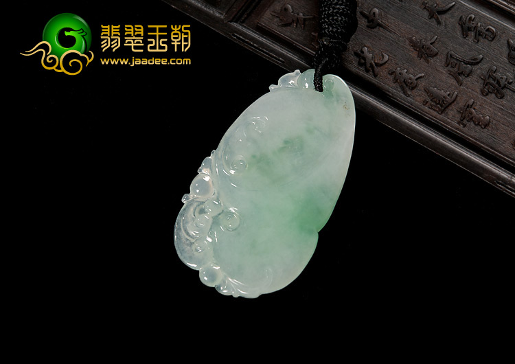 冰种翠色缅甸翡翠A货如意挂件