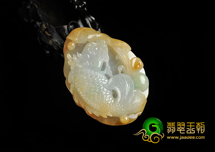 feicui糯冰种黄加绿缅甸翡翠A货龙头鱼挂件