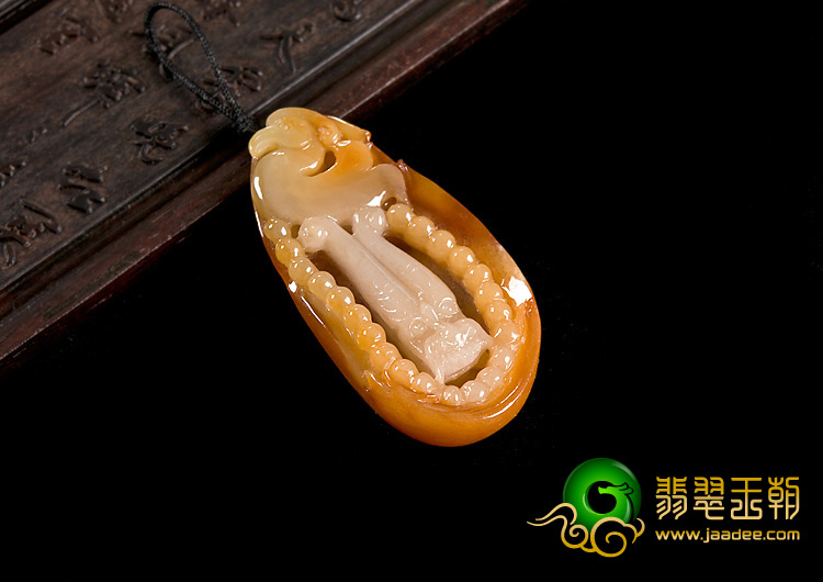 糯冰种红黄翡缅甸翡翠A货龙凤挂件