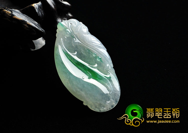冰种飘翠缅甸翡翠A货富贵鸟挂件