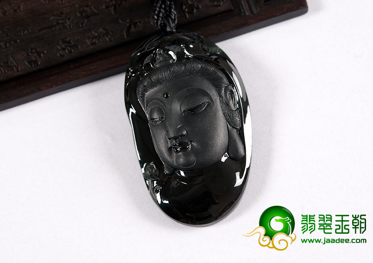 冰玻种墨翠缅甸翡翠A货观音头挂件