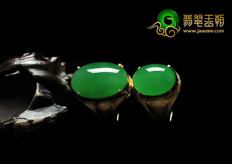 冰种正阳绿缅甸翡翠A货戒面（一对）