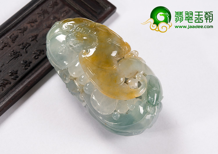 冰种黄翡缅甸翡翠A货富甲天下手玩件