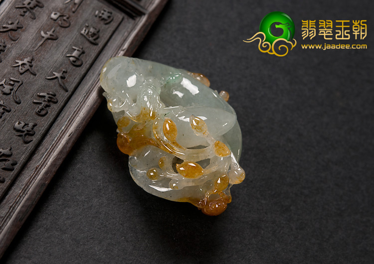 冰种黄翡缅甸翡翠A货玉兰花挂件